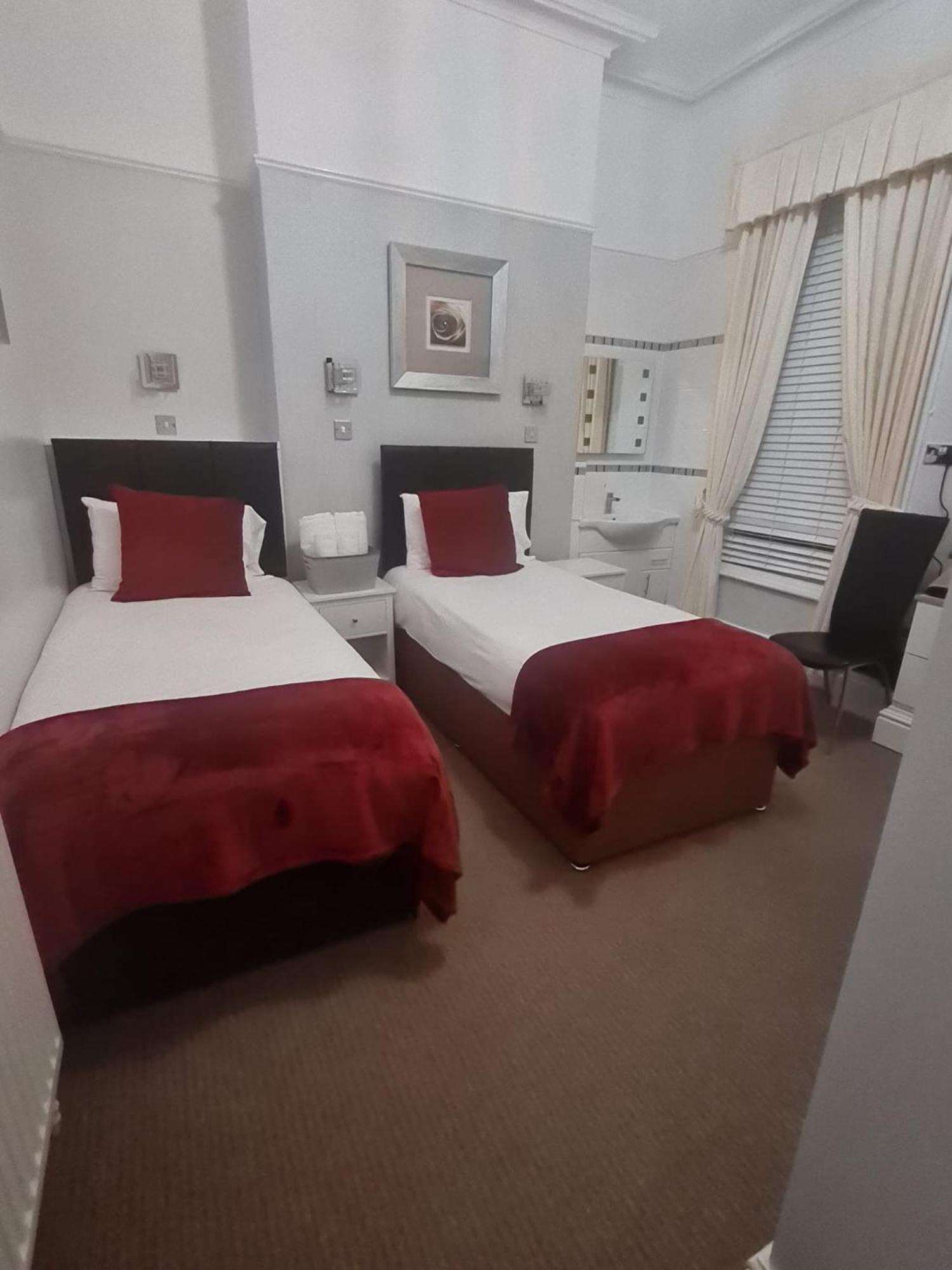 Clifton Villa - เซาท์พอร์ต ภายนอก รูปภาพ